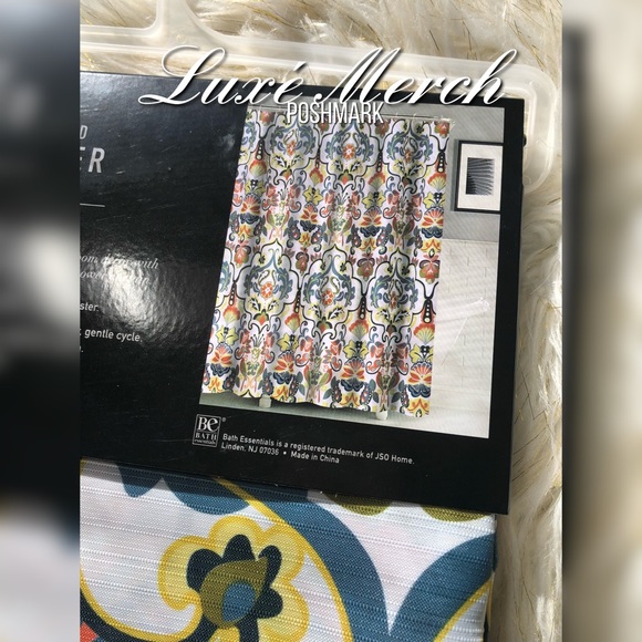 🛁Be Bath Essentials Printed Fabric shower curtain with 12 piece shower hooks🚿 - Picture 4 of 4